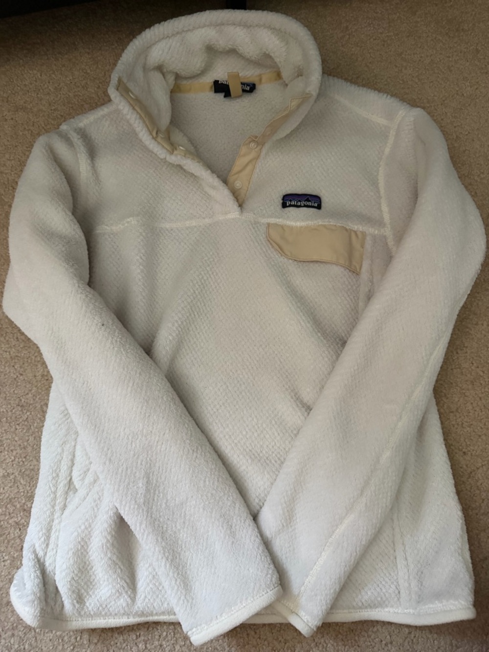Patagonia Cream and Beige Fleece Pullover
